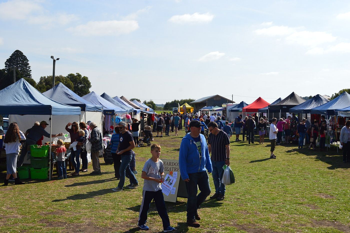 Farmers' market at Port Fairy, Victoria